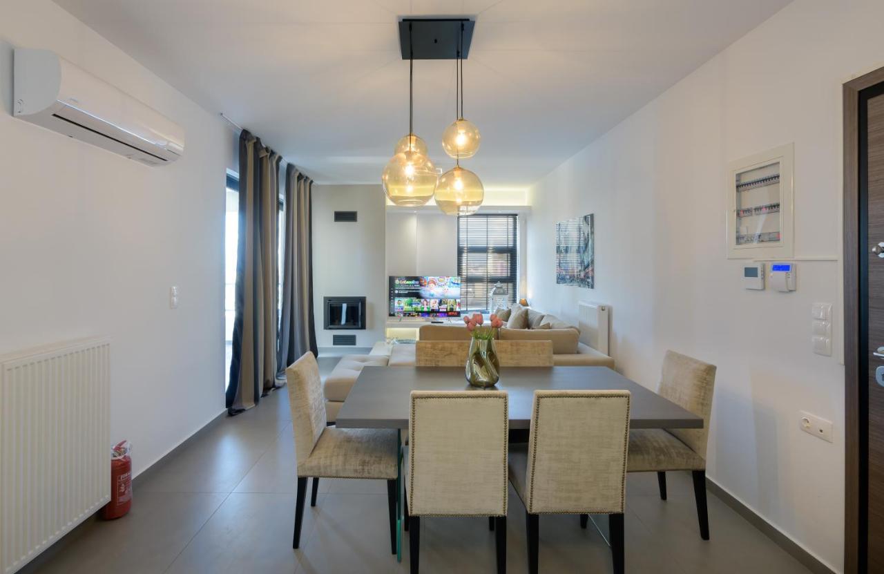 Stylish 2Br Flat With Stunning Views & Prv Parking Apartment Athens Exterior photo