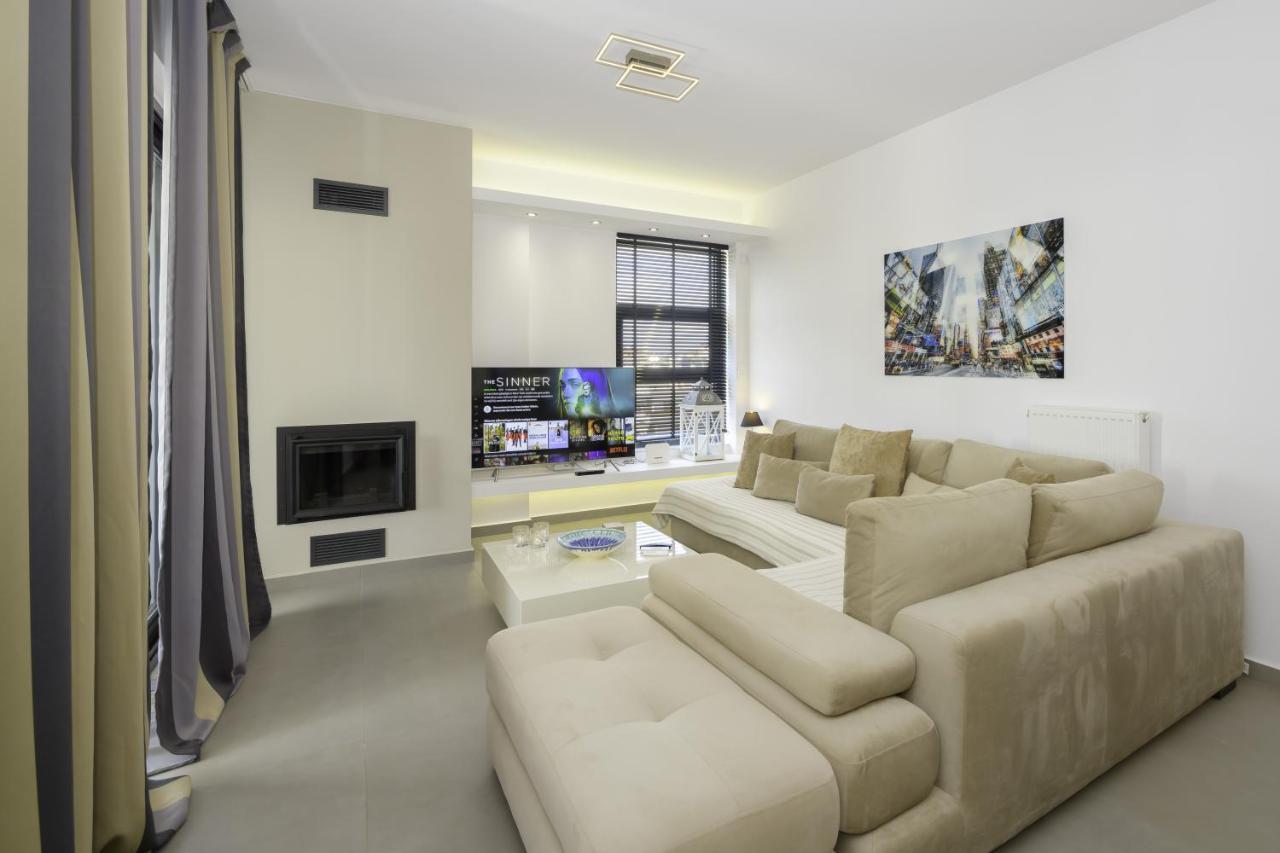 Stylish 2Br Flat With Stunning Views & Prv Parking Apartment Athens Exterior photo
